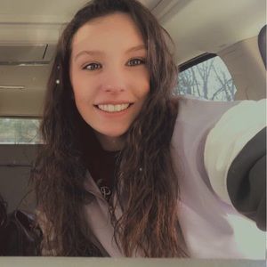 Meet your Posher, Krysta